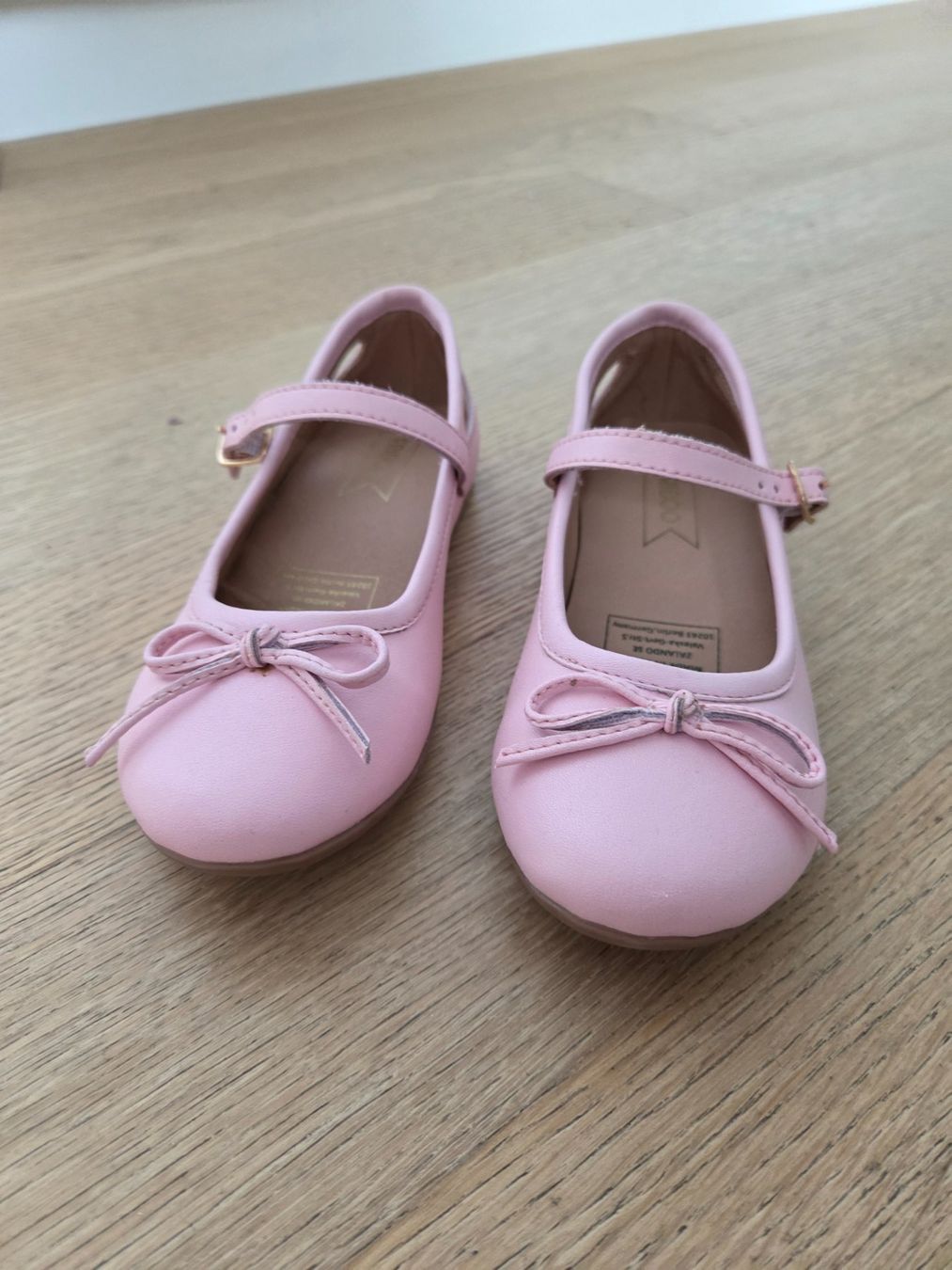 Scarpe per ragazze: Ballerines en cuir Pointure 29 - NEW – Nuovo (secondo la descrizione) da Carouge GE venduto da Gasco 1
