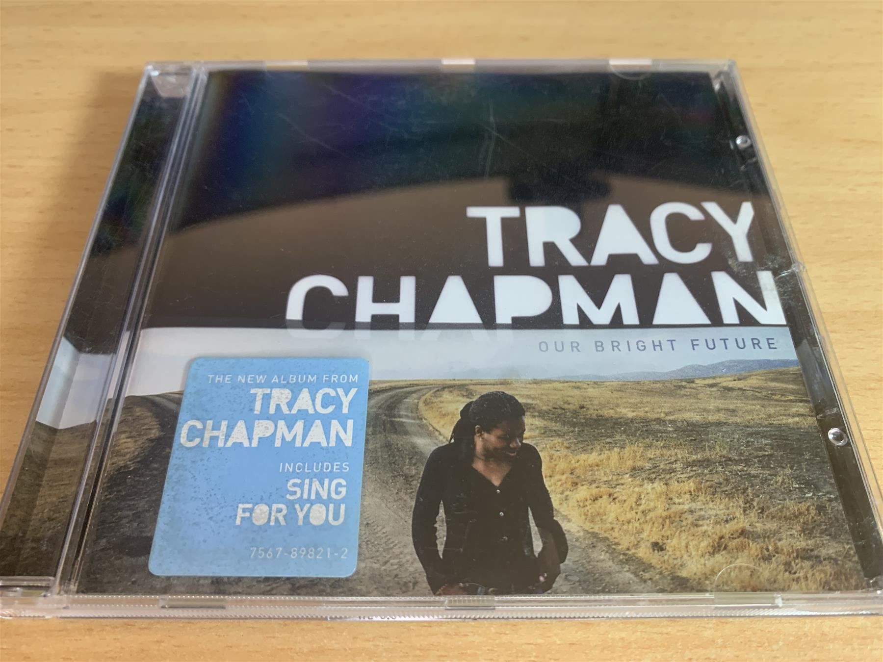 CD: Tracy Chapman – Our Bright Future – Usato da Rikon im Tösstal venduto da Alpenmutz