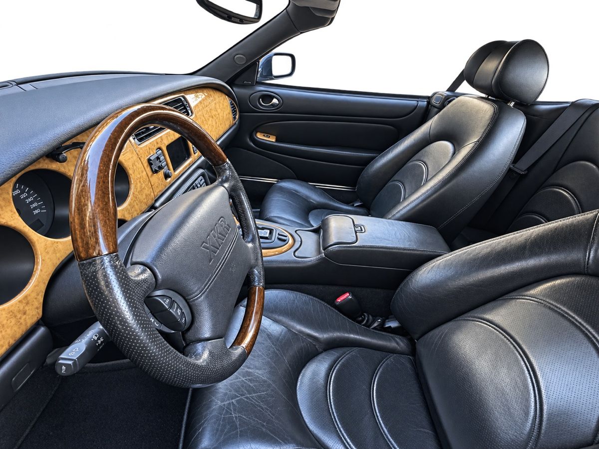 Jaguar Automobili: Jaguar XKR 4.0 SC – Usato da Cham venduto da inf_cdz6 3