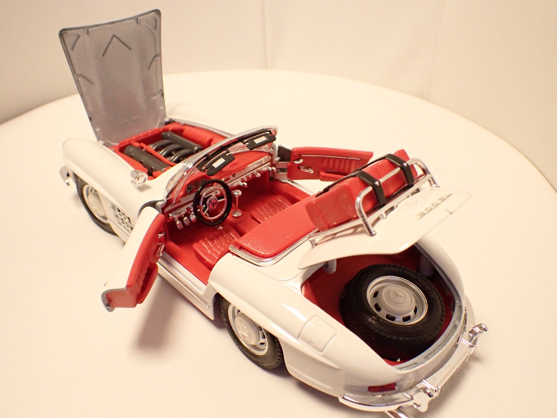 Mercedes-Benz Modellautos: Mercedes-Benz 300 SL 1954 – Neu (gemäss Beschreibung) aus Zürich von ikaufen 2