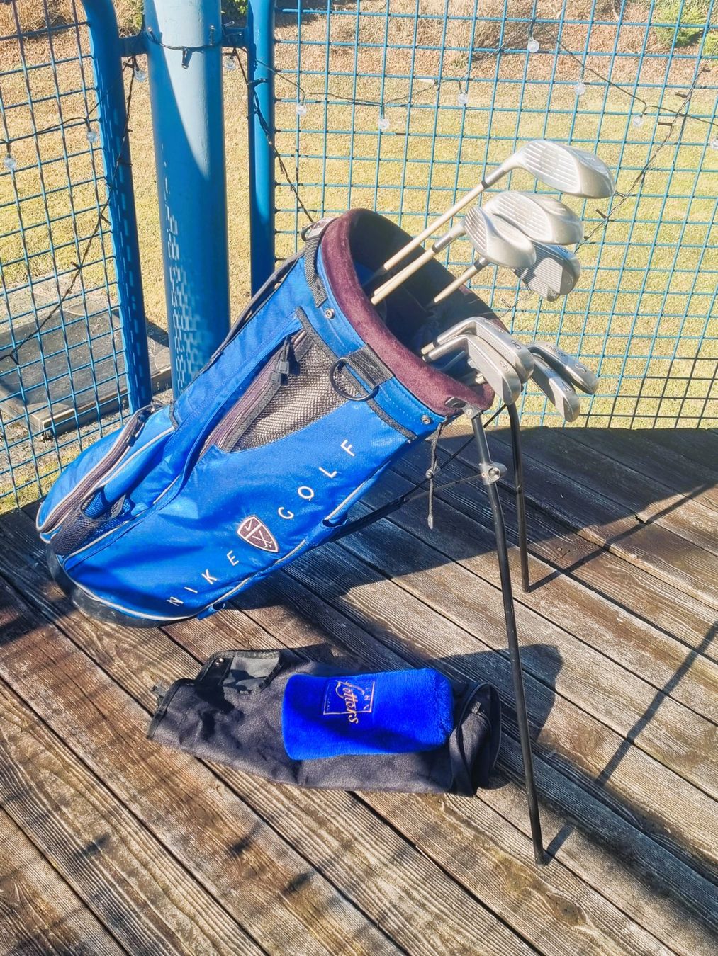 Yonex Schläger & Sets: Einsteiger-Golfset Light Flex RH & NIKE Golfbag – Gebraucht aus Glattbrugg von Adriano2014