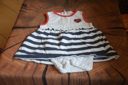 TAILLE  56 - JOLIE ROBE