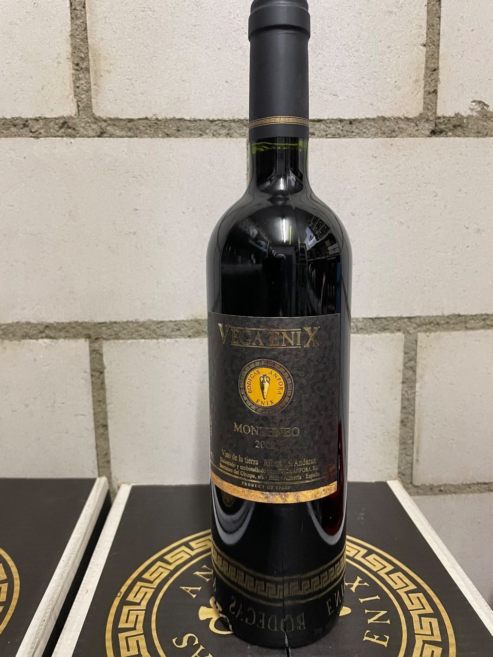 Vino: 6 Stk. Vega EniX Monteneo 2002 – Usato da Zug venduto da Teli2023 2