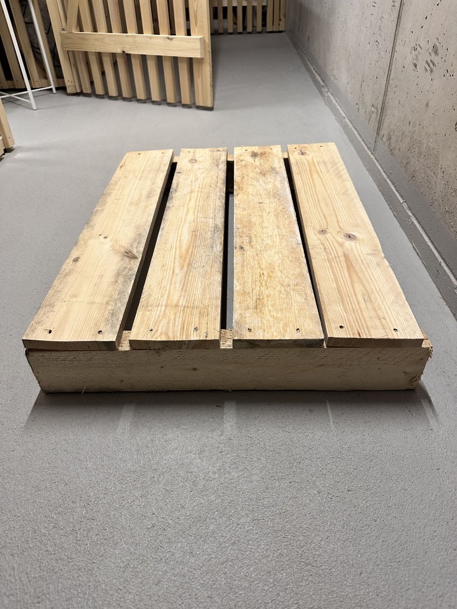 Paletten: Holzpalette 80x60cm – Gebraucht aus Horgen von nat_sl7k 1
