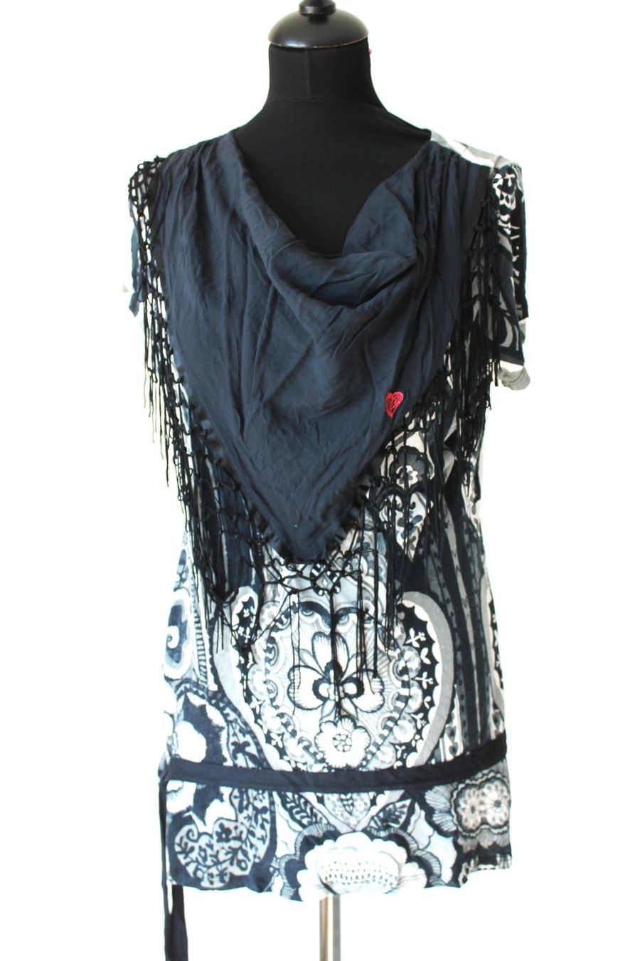 Desigual Tuniche: Tunique DESIGUAL taille L – Usato da Chez-le-Bart venduto da jasse