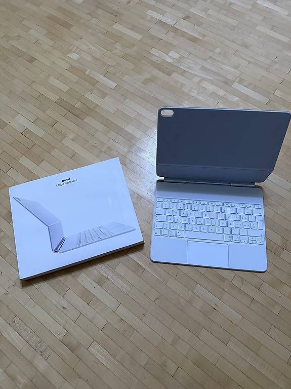 Tastiere: original Apple iPad Magic Keyboard 13" Model A3340 – Usato da Scherzingen venduto da polini42