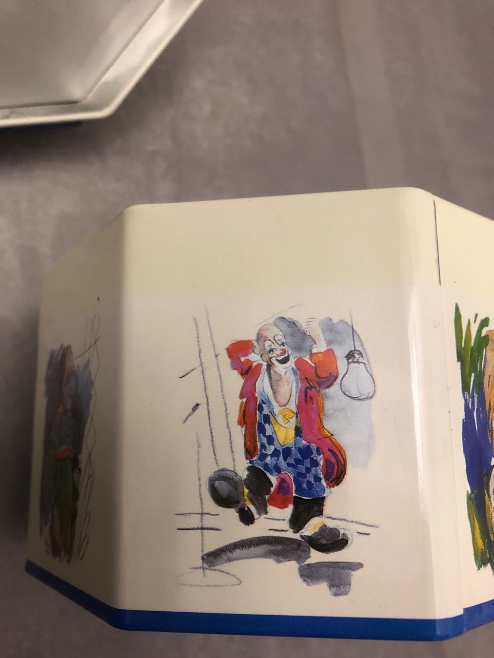 Behälter & Ähnliches: Blechdose Rolf Knie Zirkus – Gebraucht aus Aesch LU von Montana70 3