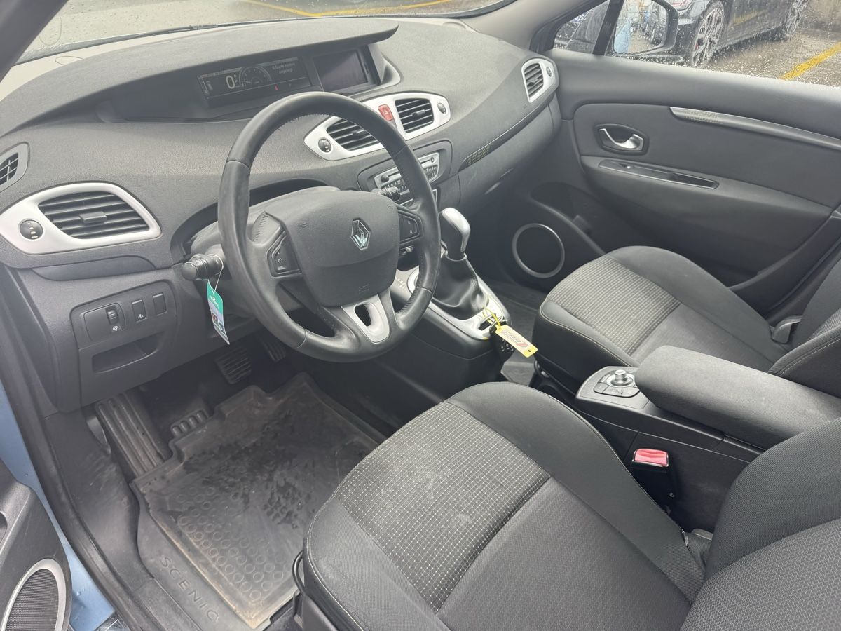 Renault Autos: Renault Megan Scenic 2.0 – Gebraucht aus Oberönz von Marco9 4