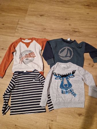 Jungen Gr. 110 Pullis und Langarmshirt
