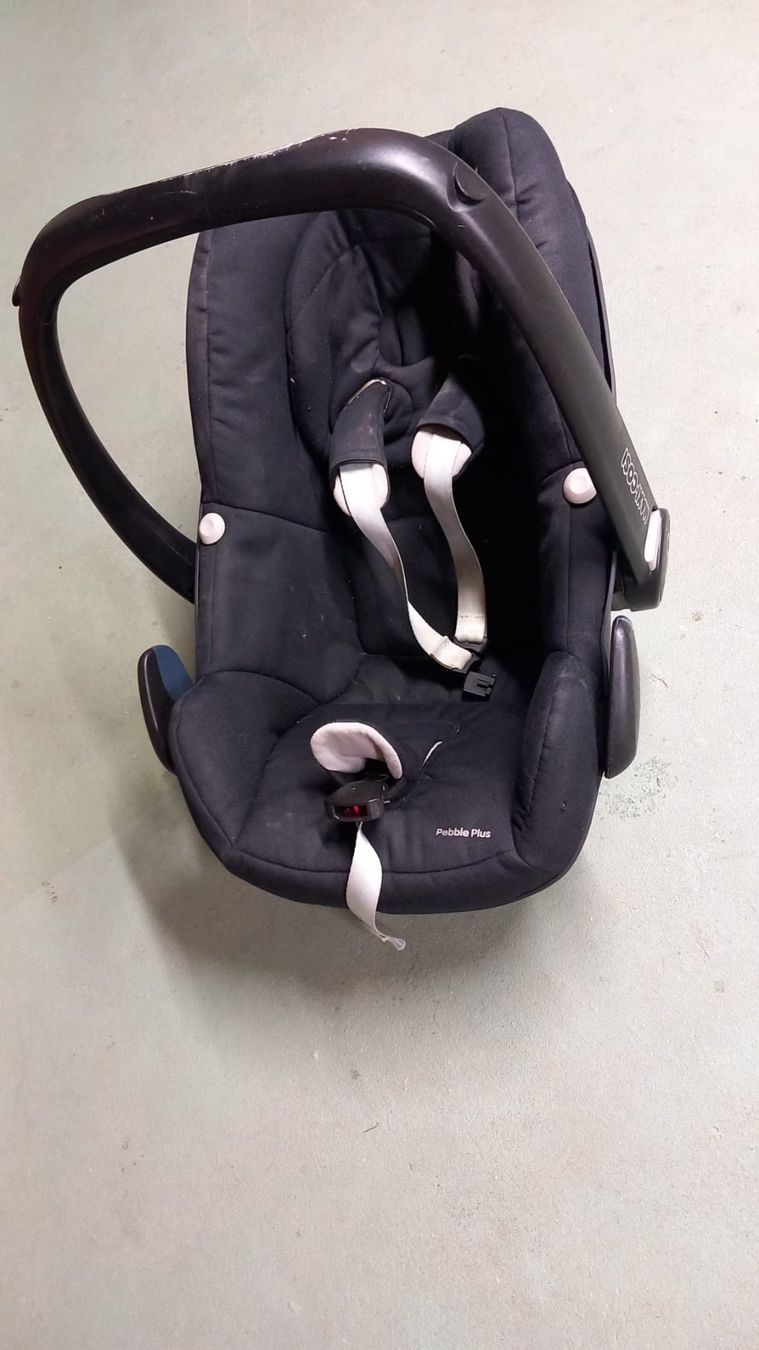Maxi-Cosi Sièges auto: Maxi Cosi Autositz Baby – D'occasion à Kriens par Chleusu 2