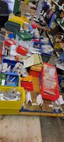 Sie kaufen 1 Ganzen Posten Türbeschläge Türfallen Tür-Bänder