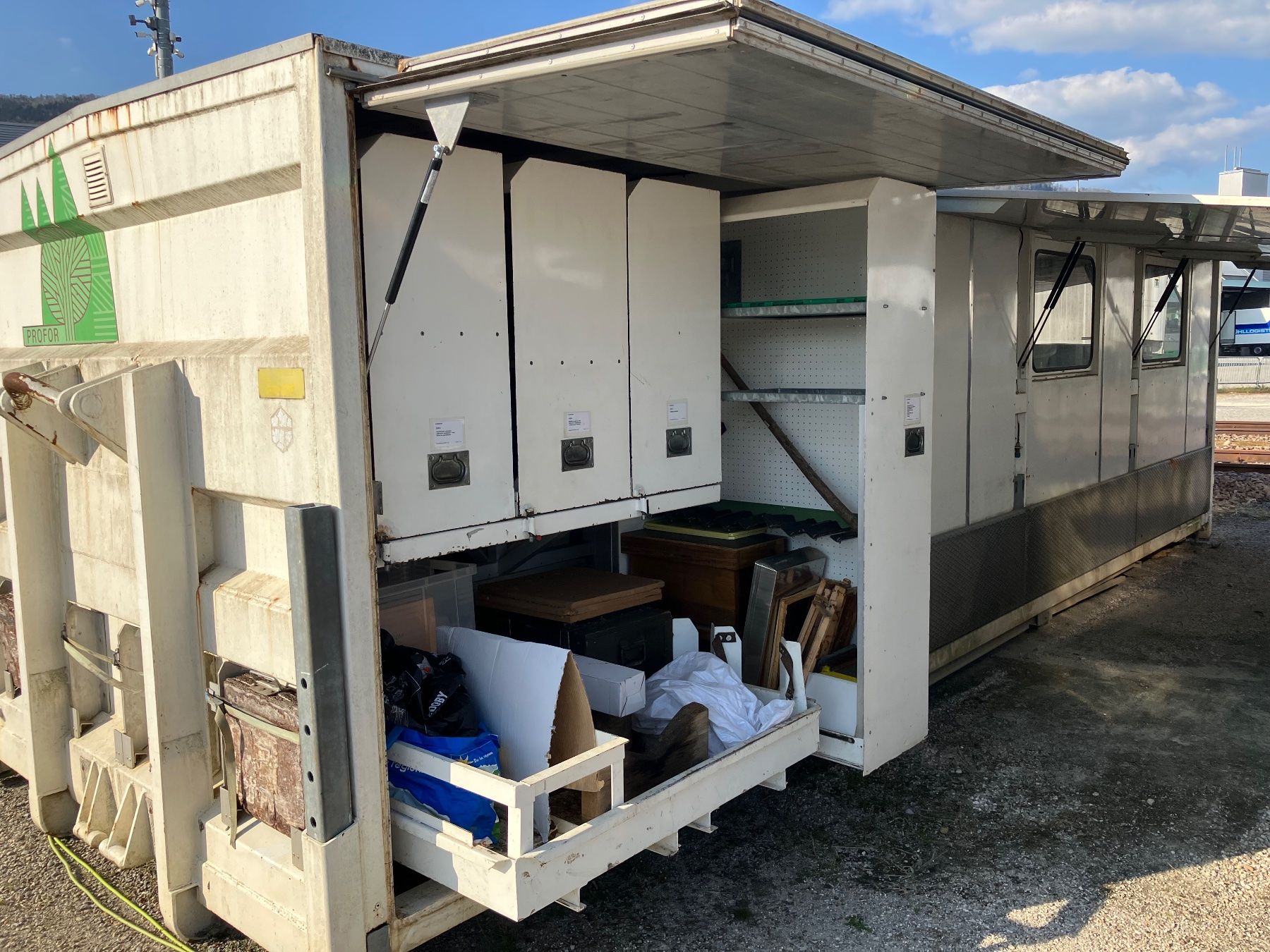 Baucontainer: Forstcontainer/ Absetzcontainer/ Baustellencontainer – Gebraucht aus Oberbuchsiten von Mrtruck 1