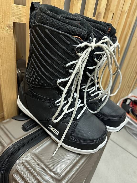 Scarpe da uomo: Thirtytwo Mullair Snowboard Boots – Usato da Zürich venduto da isler1 1