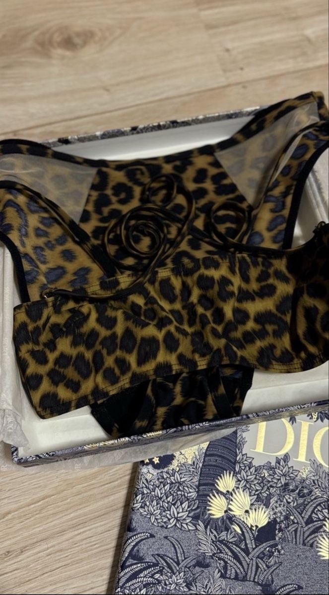Dior Badekleider & Bikinis: Bikini Dior léopard – Gebraucht aus Lausanne von Mode_350 2