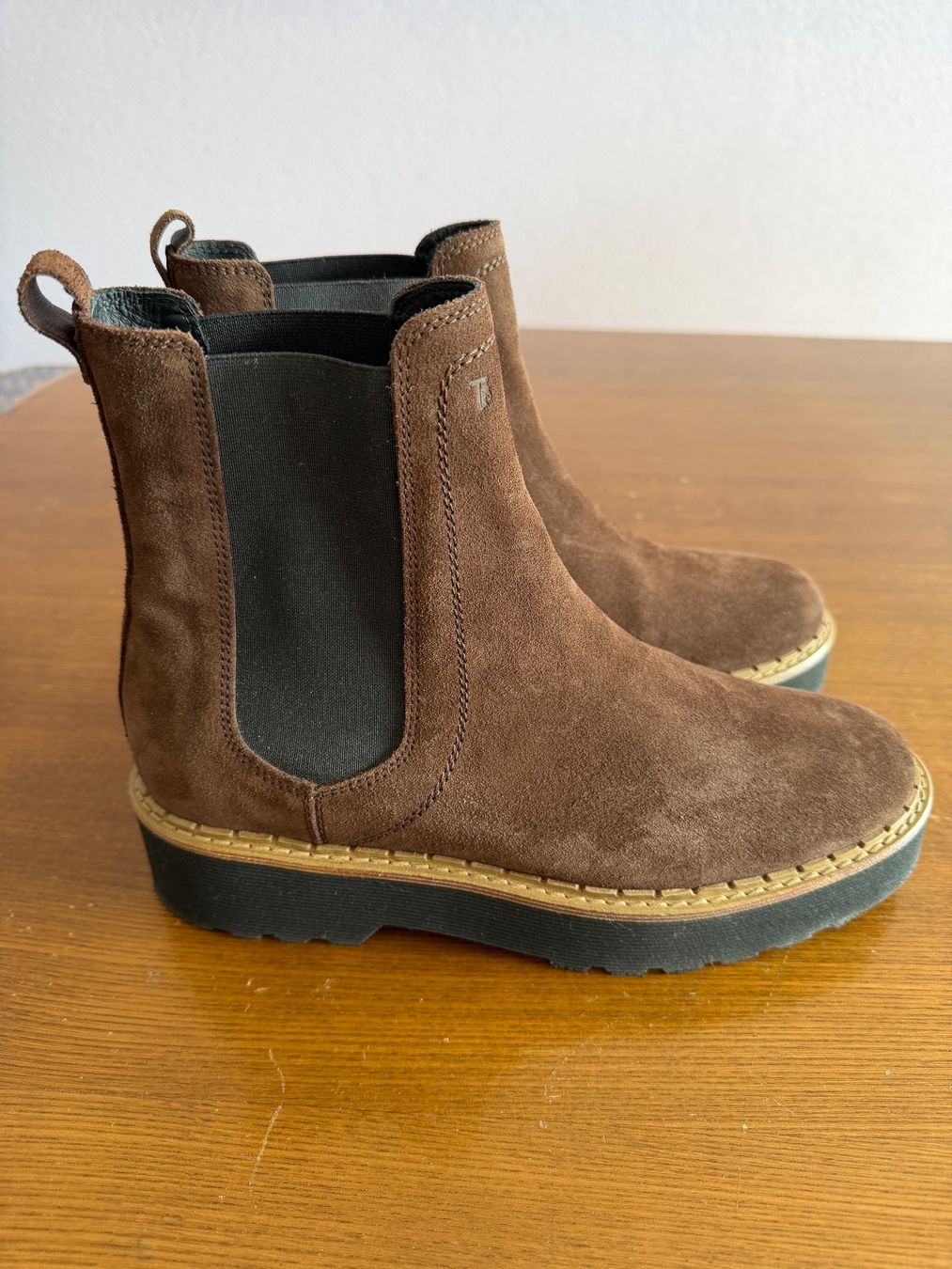 Tod'S Damenschuhe: Tods Stiefeletten – Gebraucht aus Küssnacht von Flowerlady 1