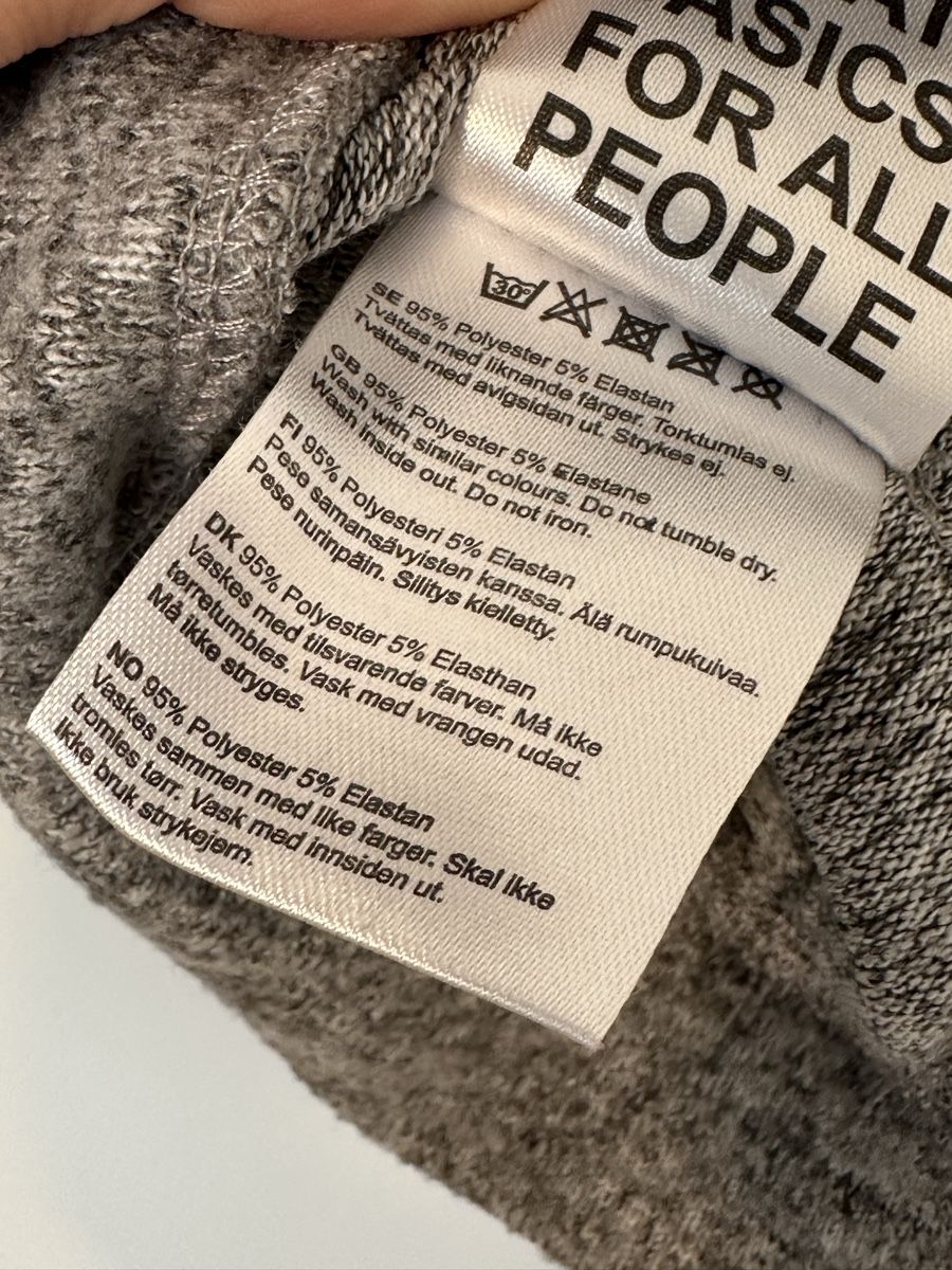 Maglioni & Felpe: Pullover Grau Damen Grösse S guter Zustand – Usato da Luzern venduto da linnblake 3