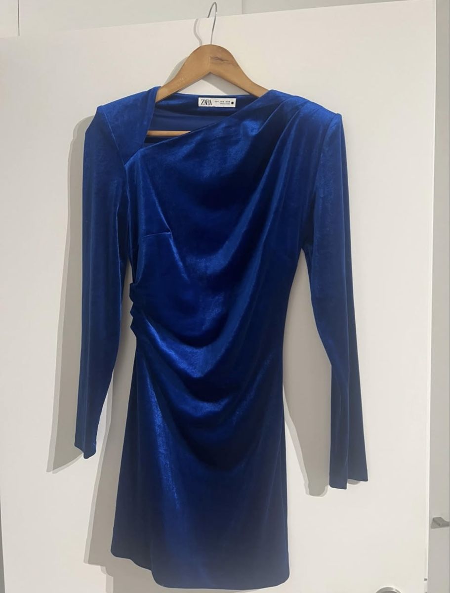 Zara Kleider: Zara mini velvet dress – Neu (gemäss Beschreibung) aus Lugaggia von noe_7ccw 1