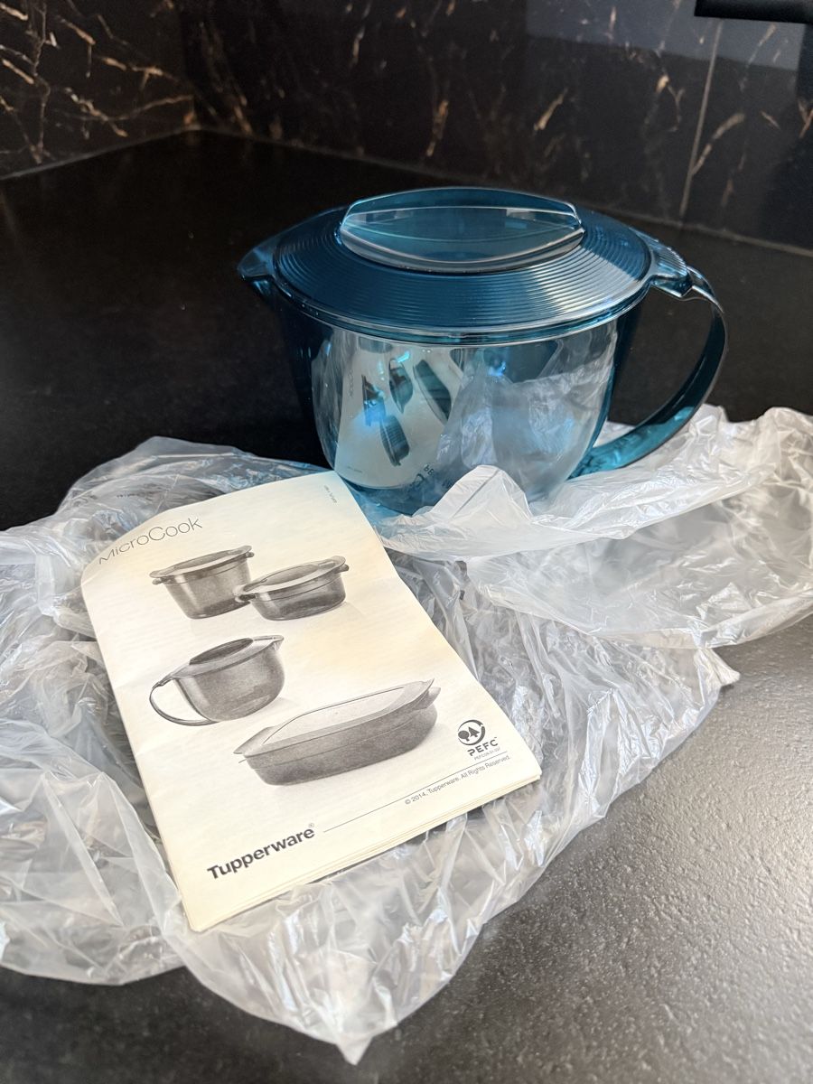 Tupperware Contenitori & Simili: Tupperware MicroCook Kochgefäss blau mit Deckel  – Nuovo (secondo la descrizione) da Ferenbalm venduto da beauty-princess
