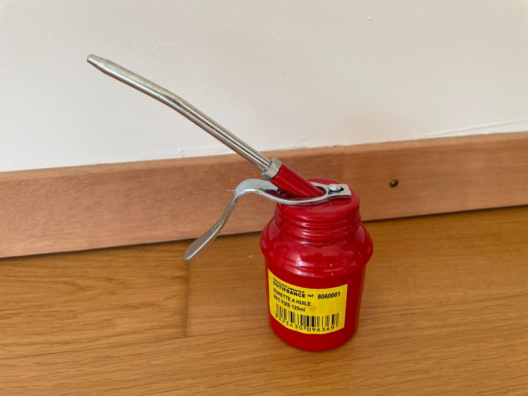 Tutti gli attrezzi: Burette à huile bec fixe 125ml – Usato da Petit Lancy venduto da gil_hr6v