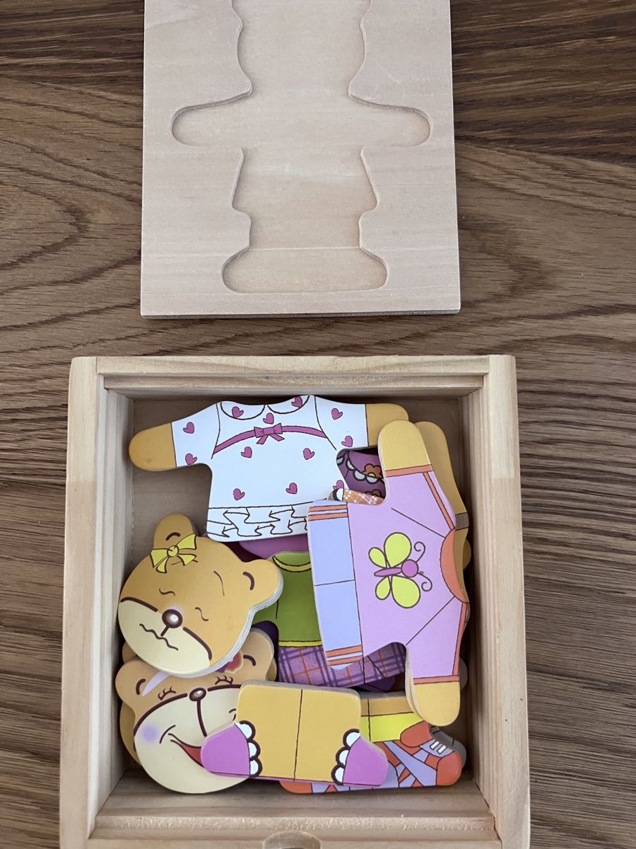 Puzzle: Holzpuzzle Anziehpuppen – Usato da Gipf-Oberfrick venduto da Sonne010203
