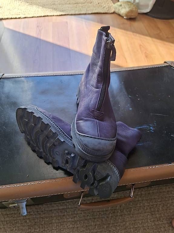 Lofina Scarpe da donna: Bottines femme – Usato da Neuchâtel venduto da phi_dds9 1