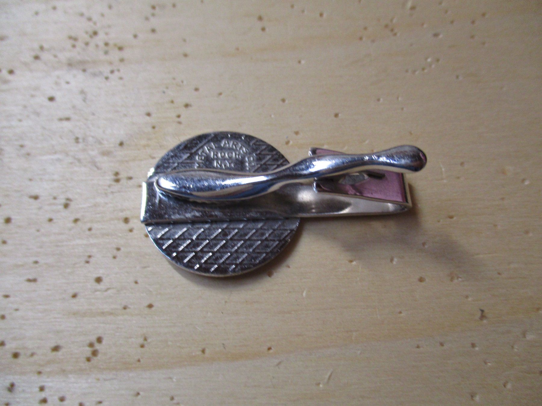 Broches & Aiguilles: Oliver Traktor oder was Krawatten Klammer – Neuf (Voir description) à Felsberg par sanwill 1