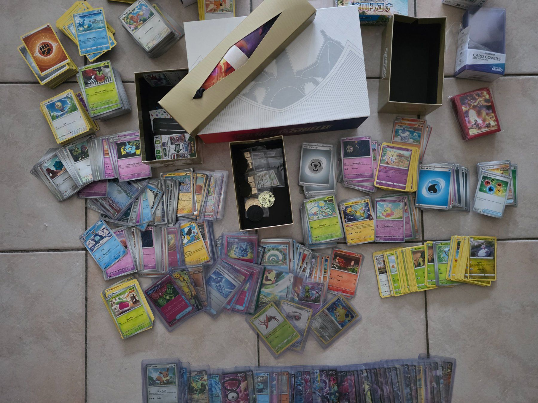 Pokémon Sammelbilder & Trading cards: Pokémon Karten Sammlung – Neu (gemäss Beschreibung) aus Genève von tacoma08 2
