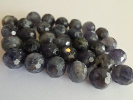 Iolith facettiert ca. 6mm. Perlen 31 Stück lose