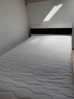 Bett mit Matratze und Lattenrost 140x200cm