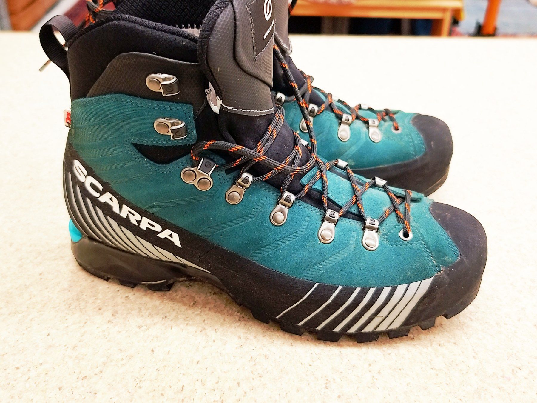 Scarpa Scarpe da uomo: Scarpa Ribelle HD 43 Bergschuh – Usato da Reiden venduto da Zofi-Brocki 2
