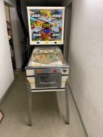 D. GOTTLIEB & CO: Pinball machine