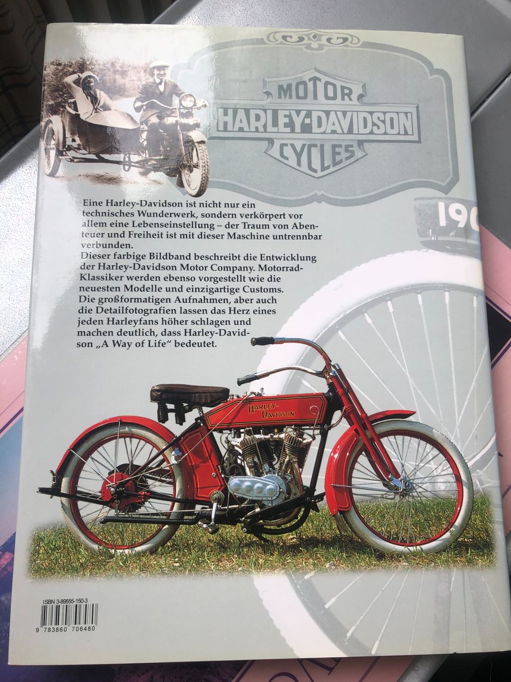 Bücher: Harley Davidson Kult-Buch: Geschichte, Meetings, Customs – Gebraucht aus Zürich von Tivoli2 1