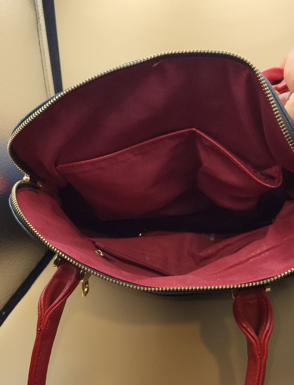 Borse da donna: Schicke Damenhandtasche, rot/blau/grau – Usato da Wald ZH venduto da SwissPawnshop 1