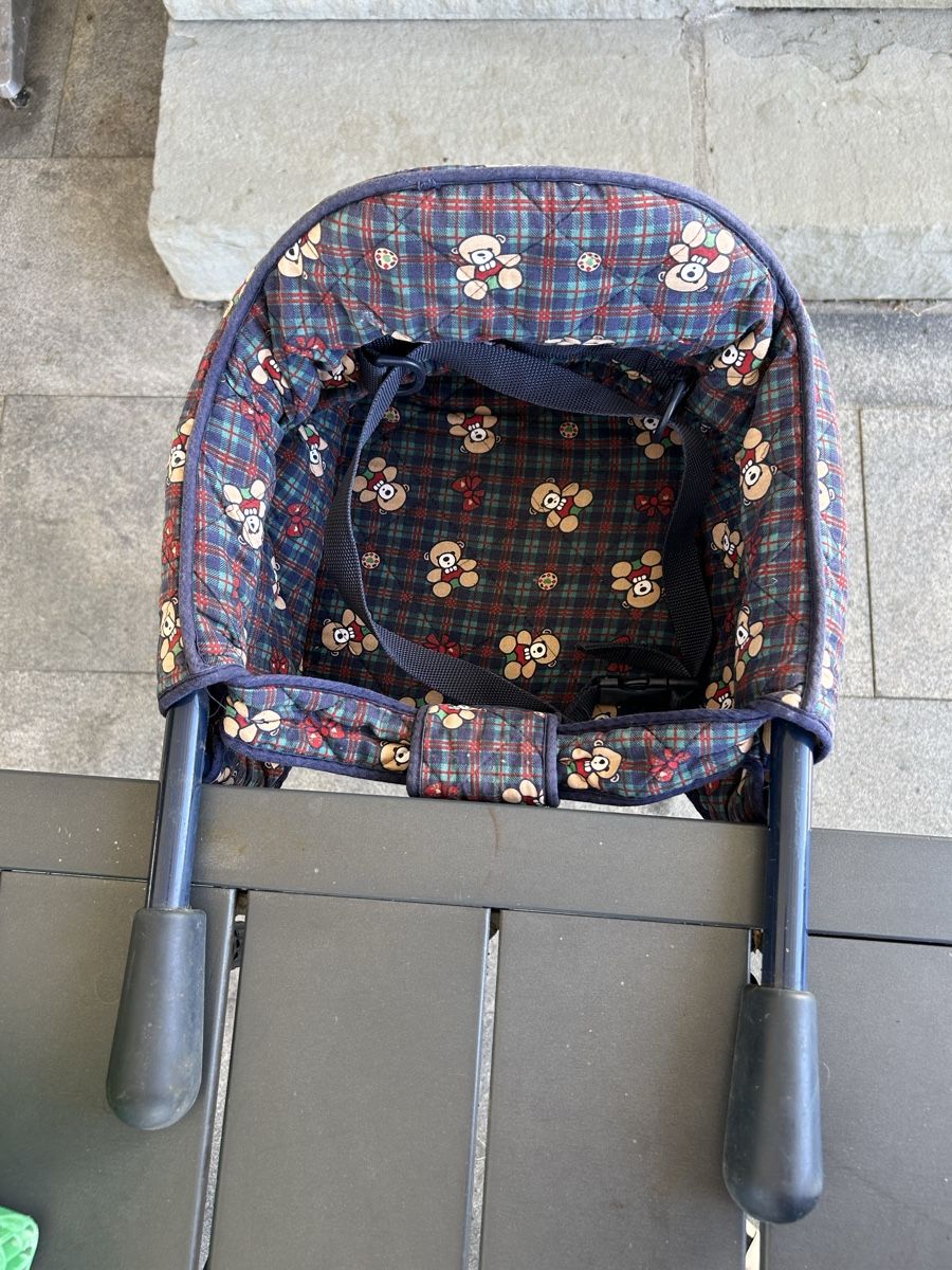 Chaises: Baby-Tischsitz – D'occasion à Neukirch (Egnach) par oli_y86b 1
