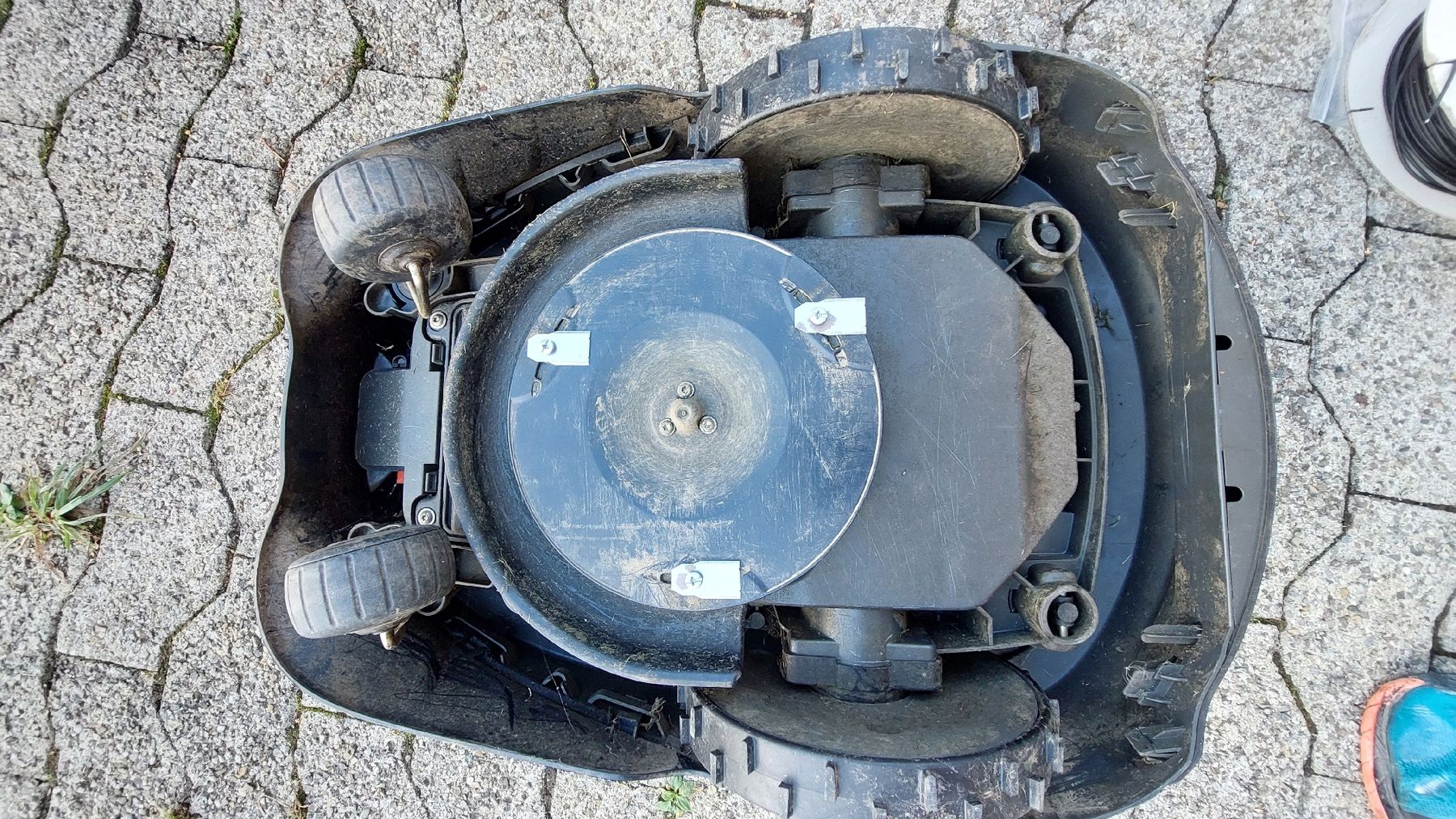 Gardena Tagliaerba: Gardena Rasenmäherroboter – Usato da Rüti Zh venduto da finschi 3