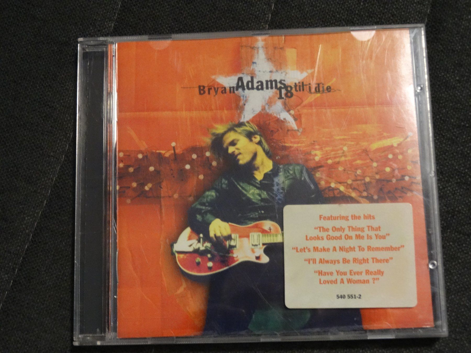CD: Bryan Adams - 18 Til I Die CD – Usato da Olten venduto da Disc-Ausverkauf