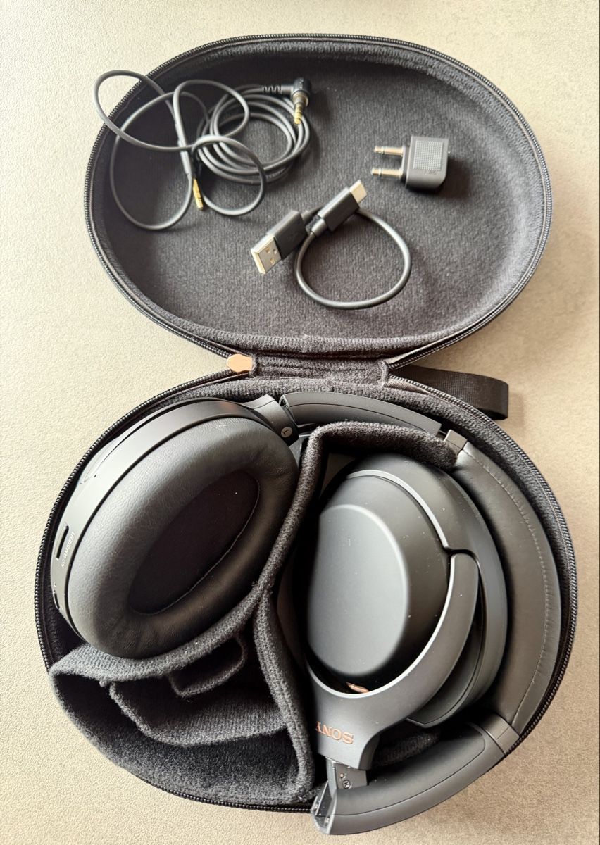 Sony Kopfhörer: Funk-Stereo-Headset mit Rauschunterdrückung WH-1000XM3 – Neu (gemäss Beschreibung) aus Winznau von redstone13 6