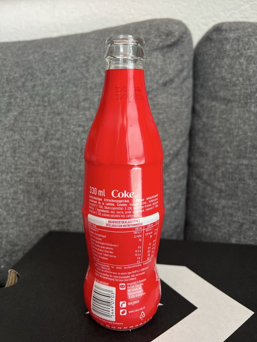 Coca-Cola Borracce & Thermos: Coca-Cola Bottle 330ml Swiss Alps Edition – Usato da Murten venduto da nikeu 1