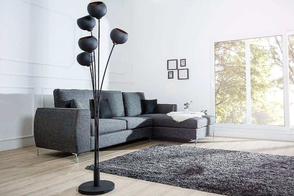 Lampade: Stehleuchte Lava 170cm schwarz gold – Nuovo e nell'imballaggio originale da Winterthur venduto da aredo 3