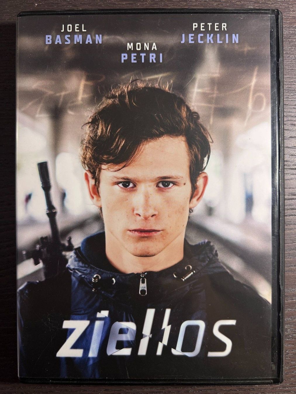 Alle DVDs: Ziellos – Gebraucht aus Zürich von FilmFreunde