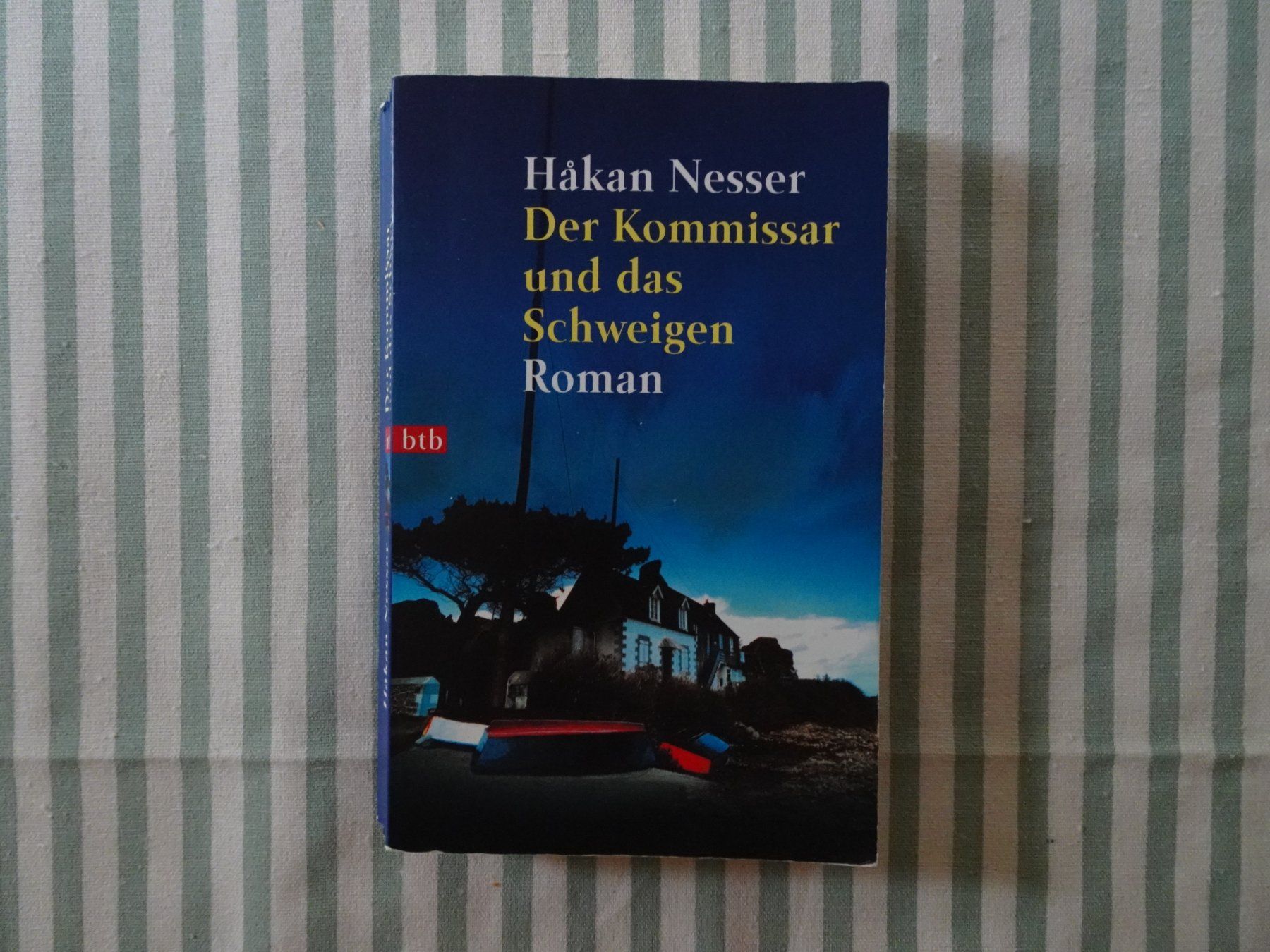 Libri: Hakan Nesser - Der Kommissar und das Schweigen - B666 – Usato da Küssnacht am Rigi venduto da Bookslove-Divers