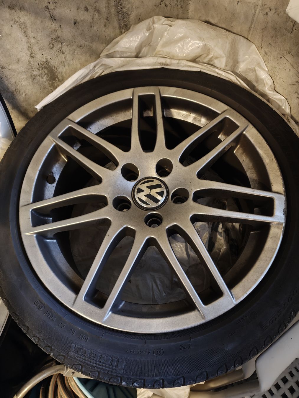 Volkswagen Felgen: VW Felge – Gebraucht aus Chur von JC17
