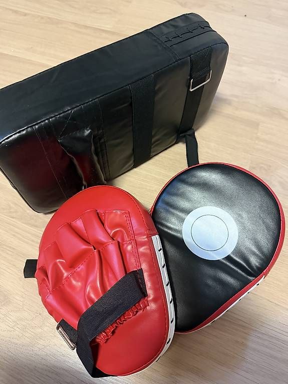 Sacchi da boxe: Boxpratzen / Schlagpolster Set  3-teilig – Nuovo e nell'imballaggio originale da Weinfelden venduto da yvo_ph9r