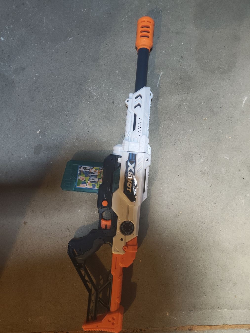 Nerf Giocattoli: Nerf und X-Shot Blaster mit Zubehör gebraucht – Usato da Grossdietwil venduto da red_9g97 4