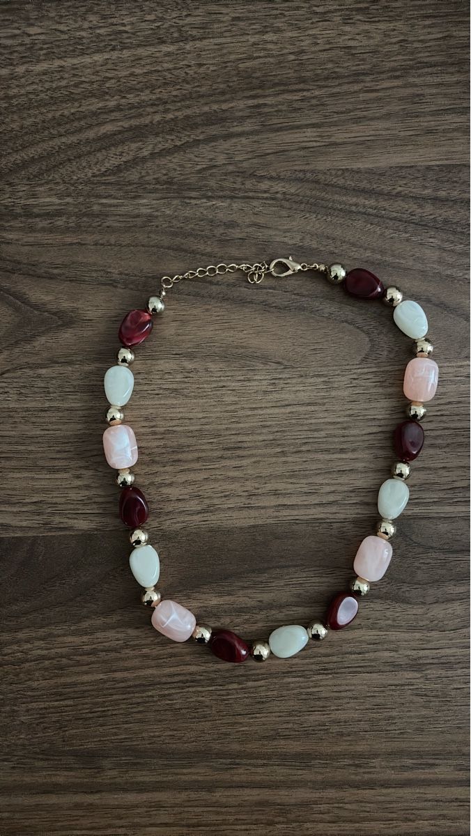 Catenine: Collier avec perles multicolores état comme neuf – Usato da Prilly venduto da hei_5q56