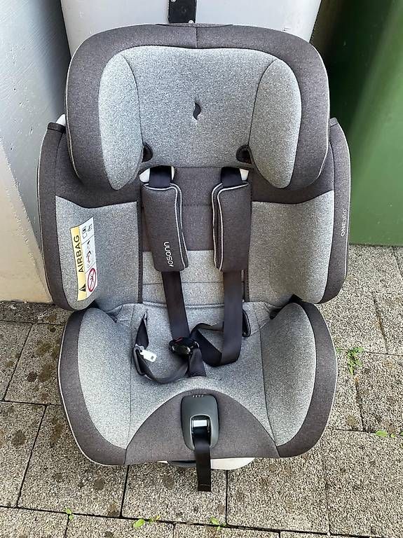 Auto-Kindersitze: Autositz inkl. Neugeboreneneinsatz – Gebraucht aus Neuenkirch von sarahbra