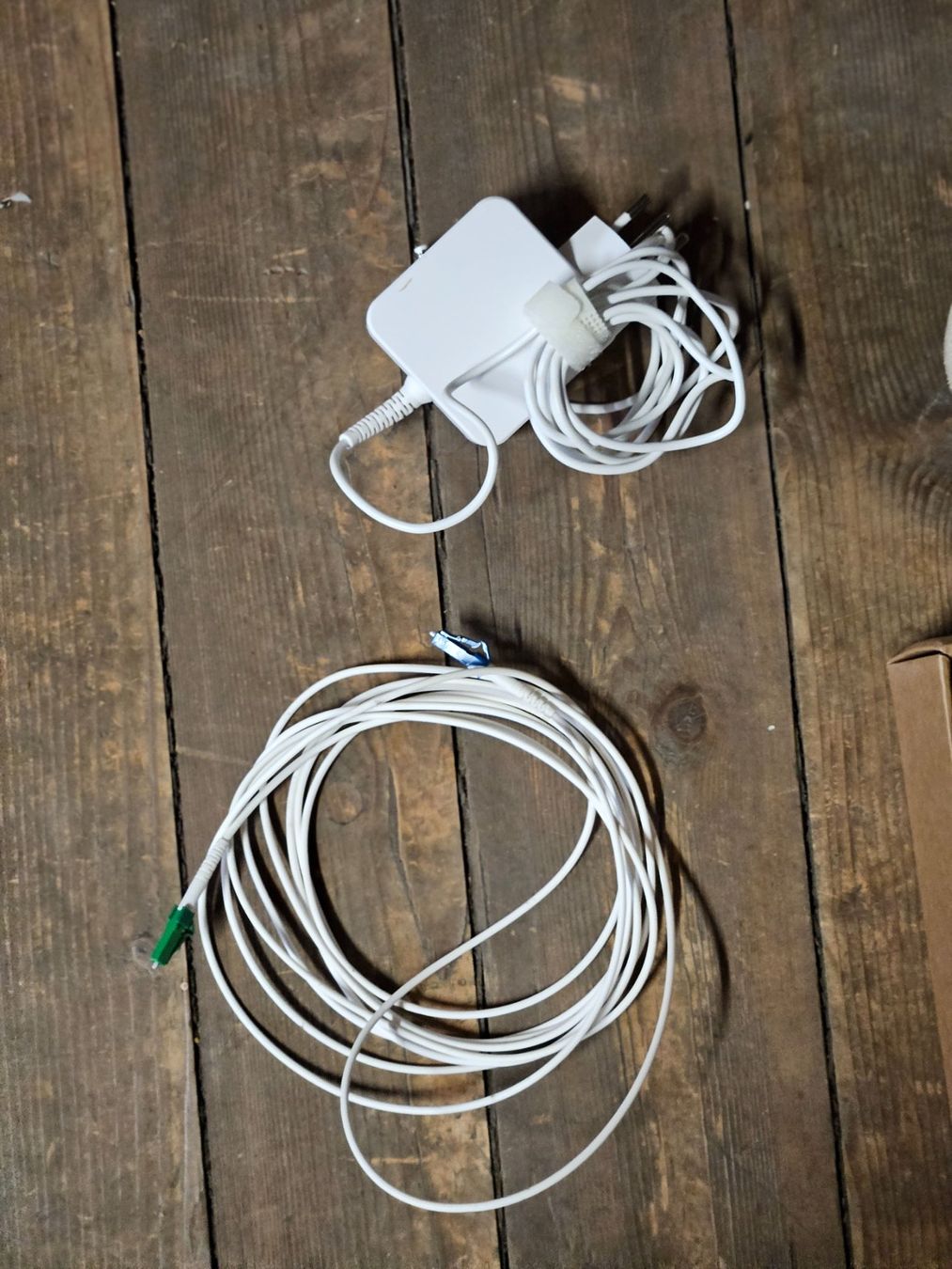 Swisscom Modem & Router: Swisscom Internet Box 2 inkl. Glasfaserkabel – Usato da Zürich venduto da RiggyBiggy 1