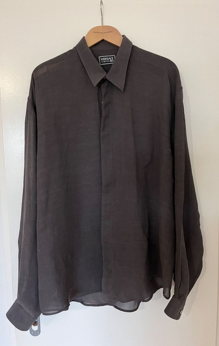 Versace Camicie: Herrenhemd von VERSACE – Usato da Ostermundigen venduto da ser_cg8z