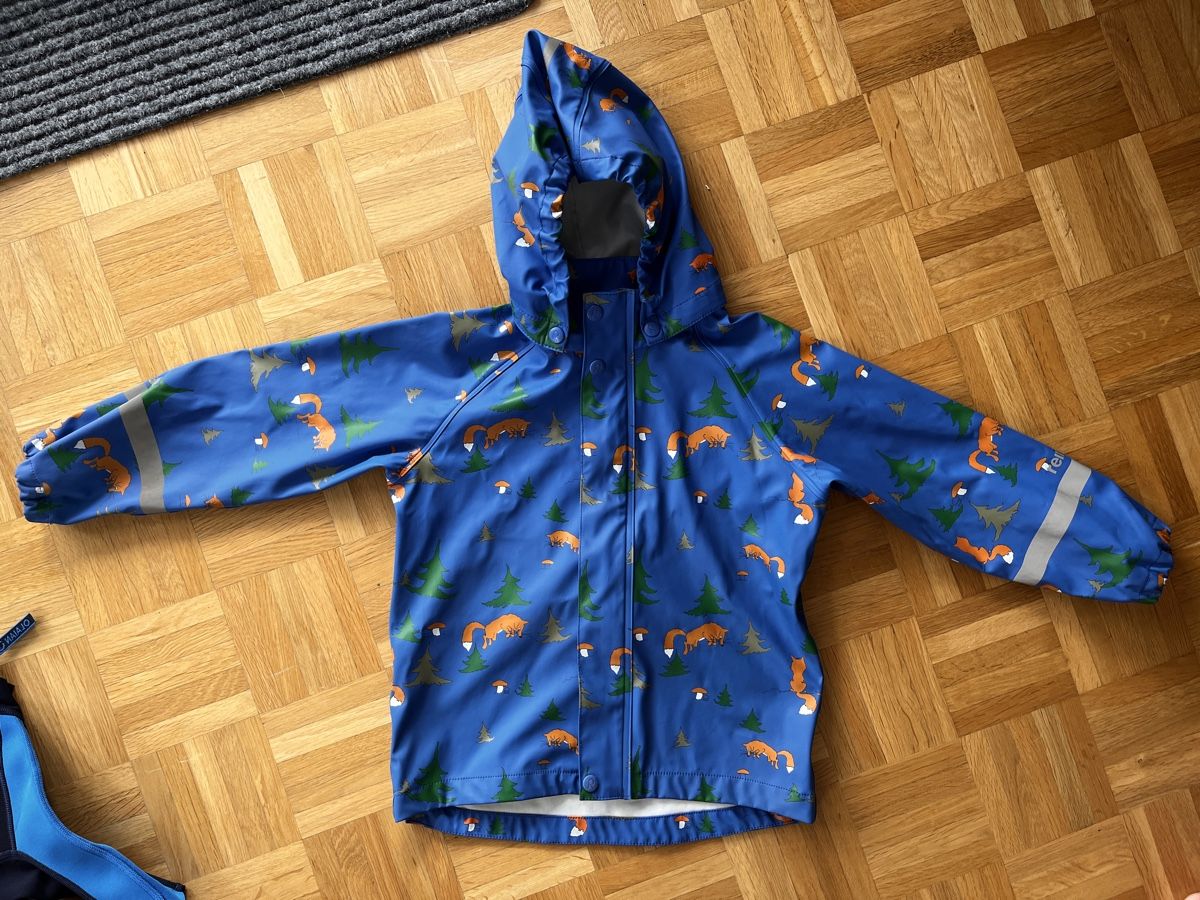 Reima Giacche & Cappotti: Reima Regenjacke 110 – Usato da Zürich venduto da aaandrea