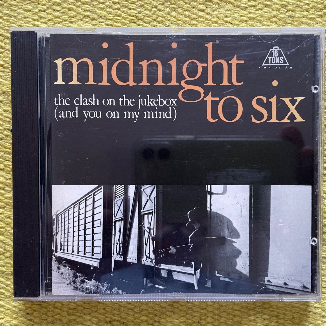 CD: MIDNIGHT TO SIX-THE CLASH ON THE JUKEBOX – Usato da Rorschacherberg venduto da CD-Roli